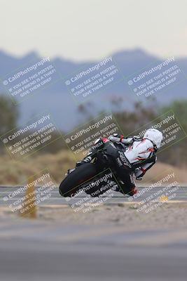 media/Sep-21-2025-Race Pace (Sun) [[98bf33ef95]]/Verified/2-Turn 2 Backside (835am)/